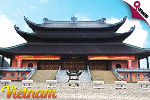 From QR965 Per Person, Enjoy 4 Nights in Mesmerising Vietnam with Visits to Halong Bay & Bai Dinh Trang An, Transportation & More! (Up to QR4500 Value)